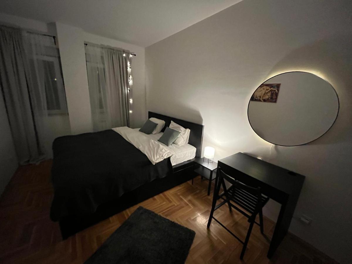 Apartment Ana - City Center เบลเกรด ภายนอก รูปภาพ